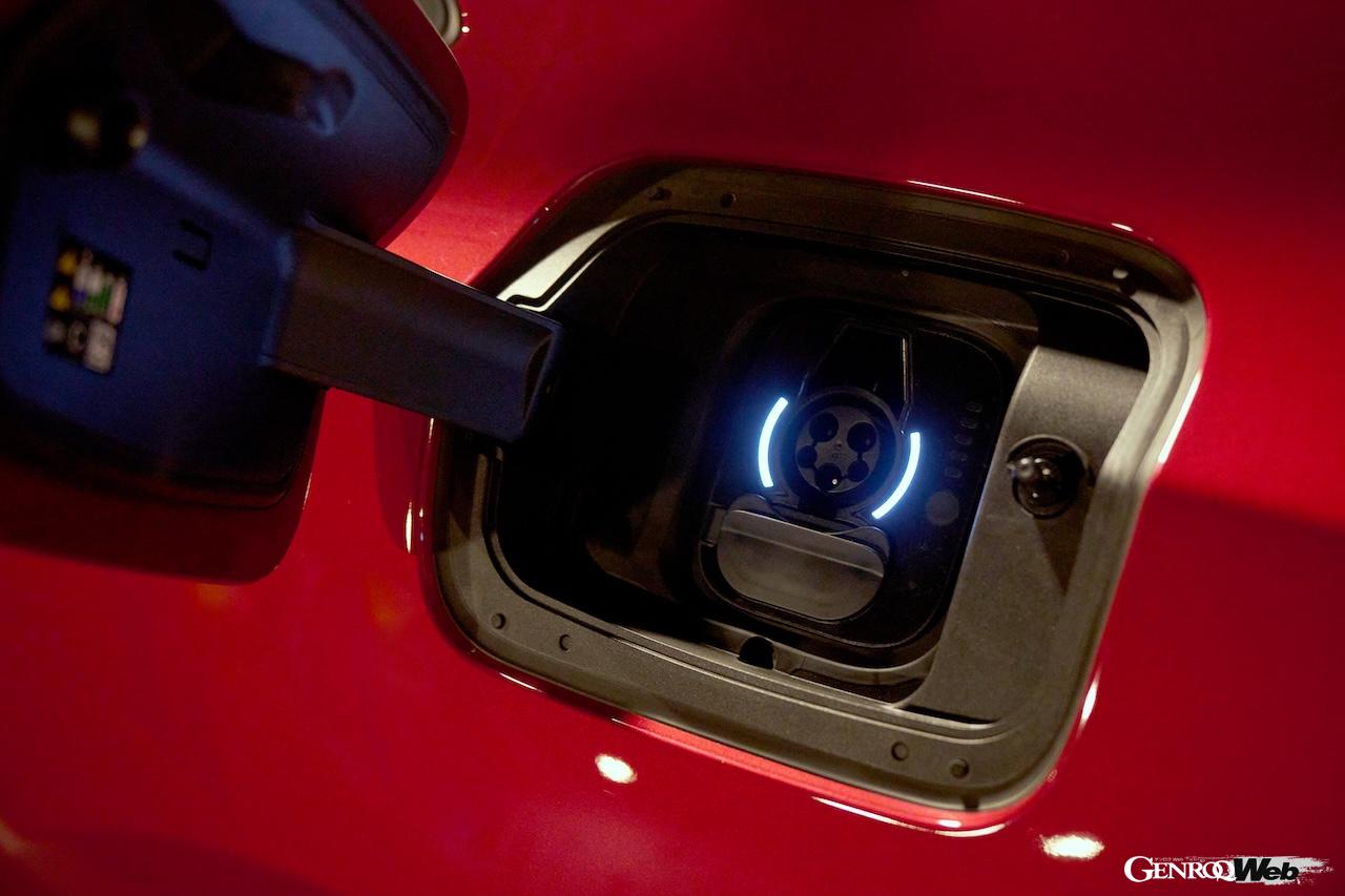 フル電動パワートレインを搭載する「ダッジ チャージャー デイトナ」。