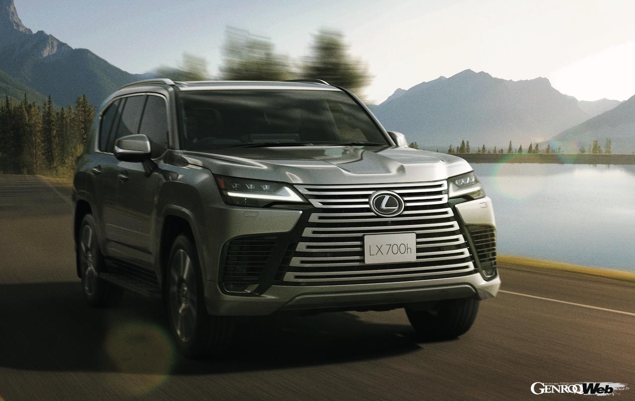 一部改良を施した「レクサス LX」の走行シーン。