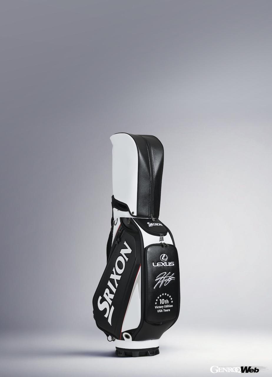 松山英樹コレクション（25年春夏シーズン）として新たに加わった「米ツアー10勝記念 松山選手レプリカキャリーバッグ」が購入者特典としてプレゼントされる。