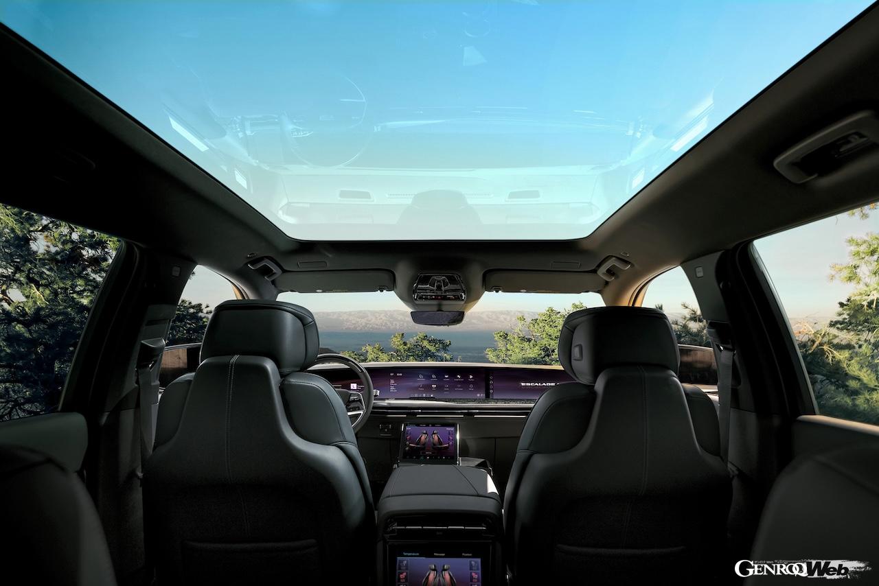 フル電動ラグジュアリーSUV「キャデラック エスカレード IQL」のインテリア。
