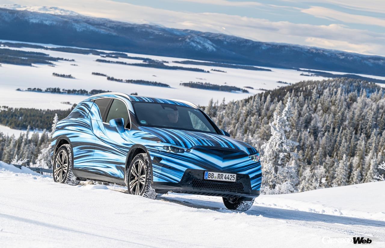 スウェーデンのアリエプローグで行われた、新型「メルセデス・ベンツ GLC with EQ テクノロジー」の寒冷地テスト。