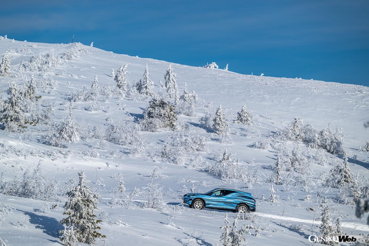 スウェーデンのアリエプローグで行われた、新型「メルセデス・ベンツ GLC with EQ テクノロジー」の寒冷地テスト。