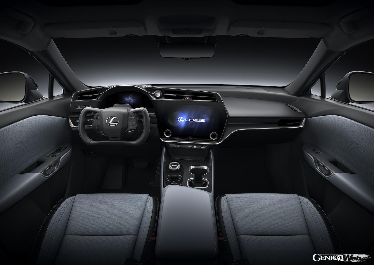 2025年秋から導入される「レクサス RZ」改良新型のインテリア。