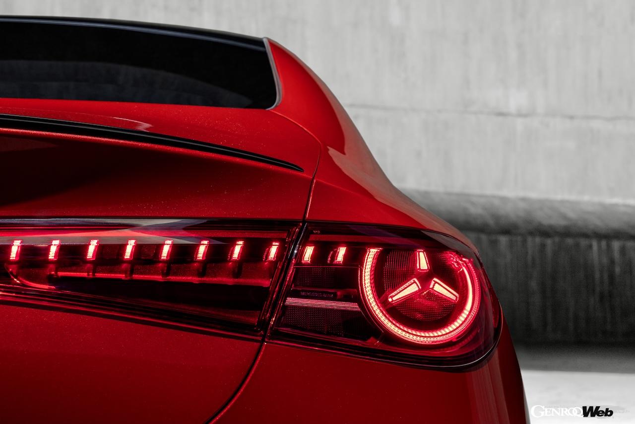 「メルセデス・ベンツ CLA with EQ テクノロジー」のエクステリア。