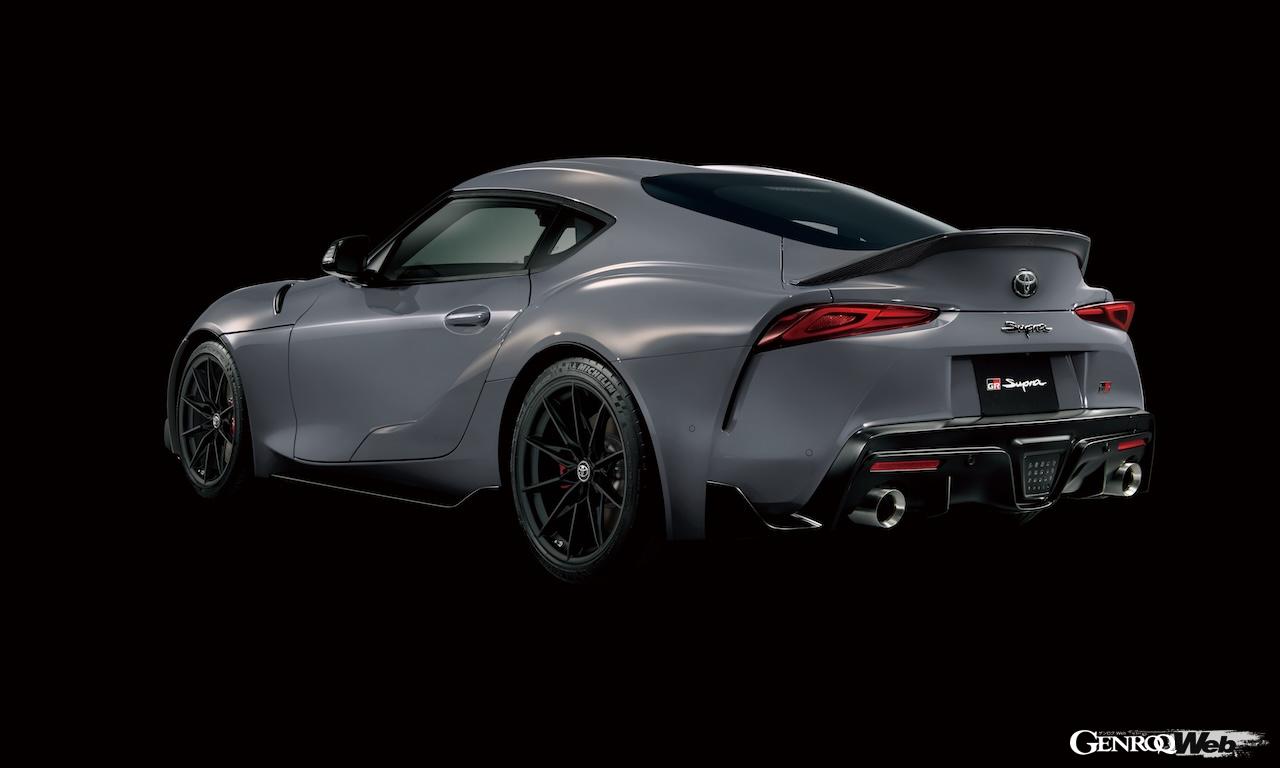 一部改良を実施した「トヨタ GR スープラ RZ」のエクステリア。