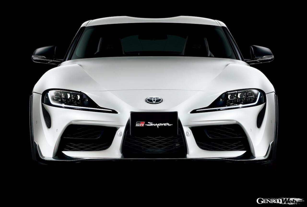一部改良を実施した「トヨタ GR スープラ RZ」のエクステリア。