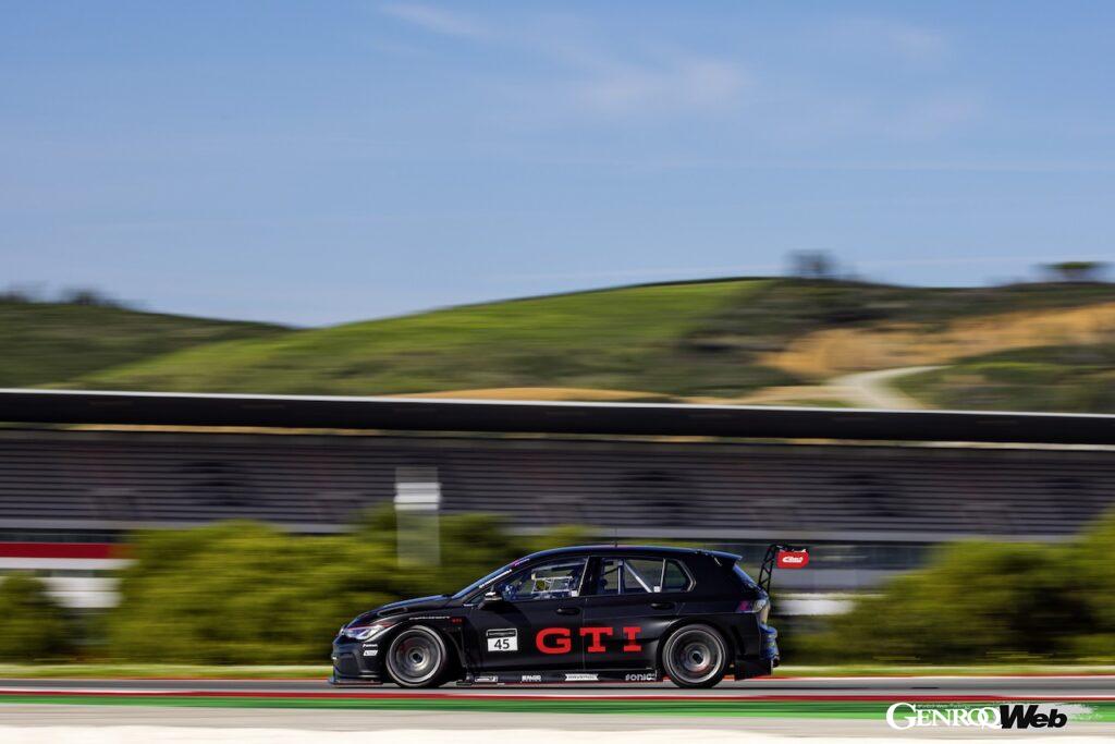 ポルトガルのアルガルベ・サーキットで入念にテストを実施する「ゴルフ GTI クラブスポーツ 24h」。