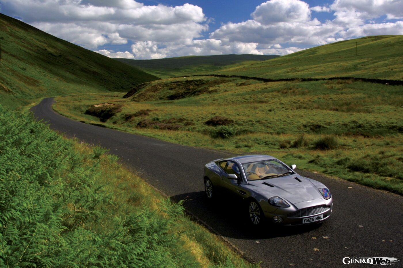 文字だけで情景をイメージさせる手法が用いられているヴァンキッシュの試乗記。