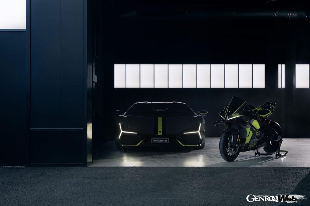 「ドゥカティ パニガーレ V4 ランボルギーニ」と「ランボルギーニ レヴエルト」。