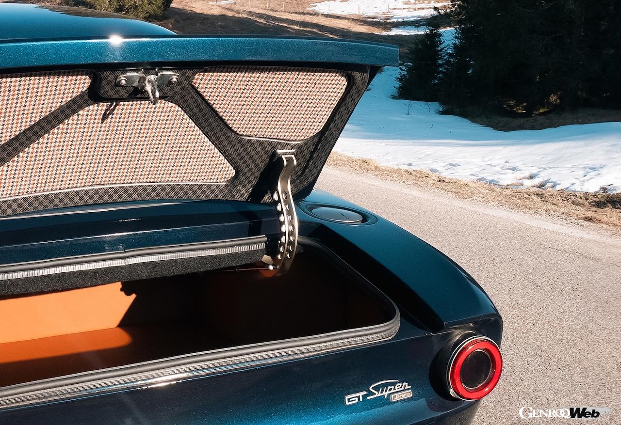 トーテム・アウトモビリは、40台のみが限定製造される「アルファロメオ ジュリア」ベースのレストモッド「GT スーパー」の最新仕様「ハラマ」を公開した。