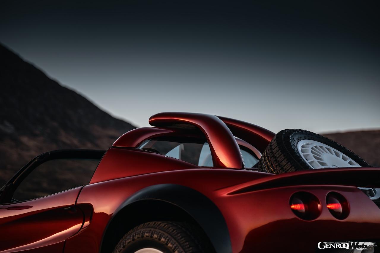 「ロータス エリーゼ S1」をベースにリエンジニアリングされた「ゲットロスト：プロジェクト サファリ」。