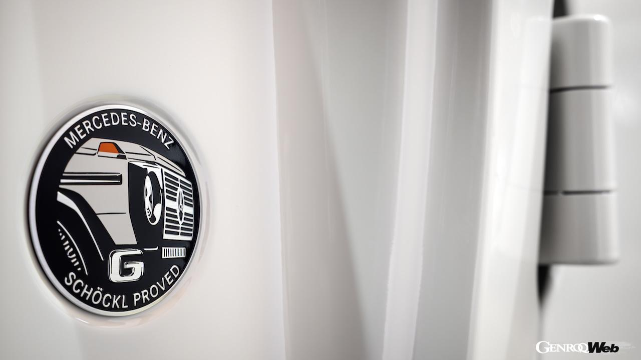 「メルセデス・ベンツ Gクラス エディション ストロンガー ザン 1980s」の専用ディテール。