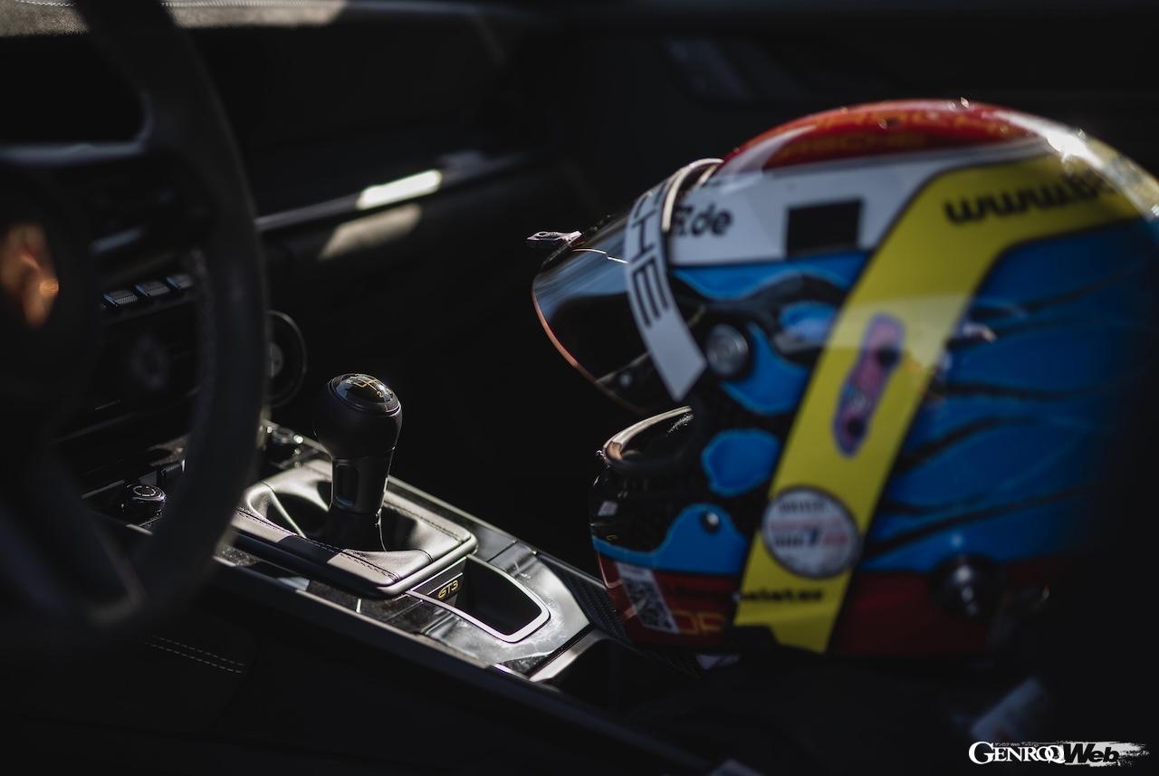 今回、20.6km時代にMT車両で記録された「7分01秒300」のラップレコードを、20.832kmのフルラップに換算した「7分05秒800」がターゲットタイムに設定された。