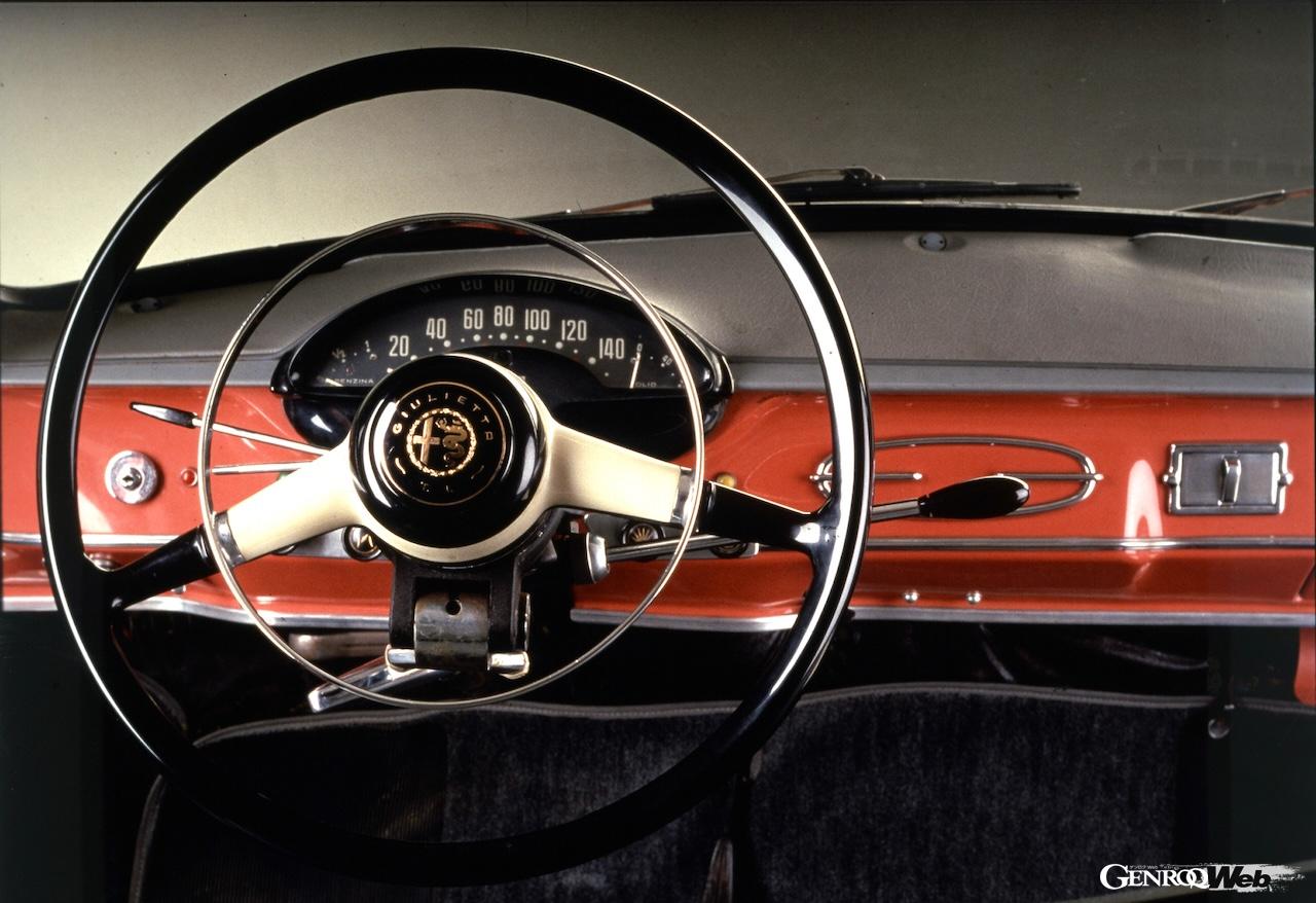 第二次世界大戦後、経済復興を遂げつつあったイタリアにおいて、ジュリエッタ ベルリーナは手に届く、憧れの存在となった。