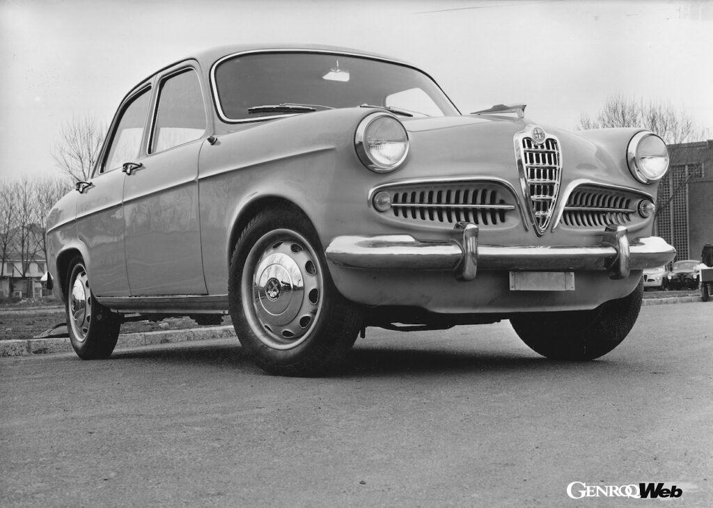 パワフルな1300cc直列4気筒DOHCエンジンを搭載するジュリエッタ ベルリーナは、スポーツサールンという新たなカテゴリーを欧州に作り上げることになった。