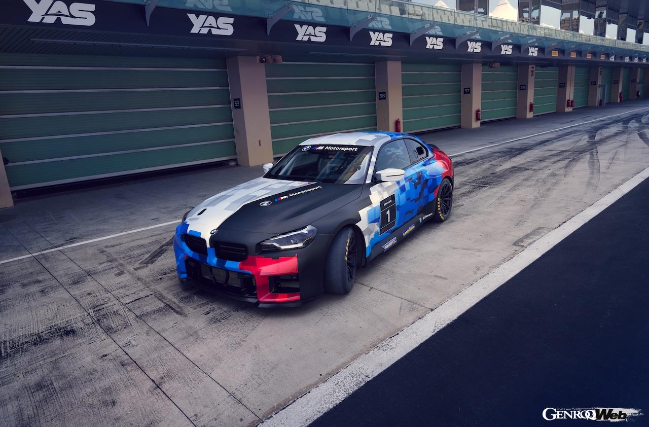 DTM開幕戦オッシャースレーベンで公開された「BMW M2 レーシング」。