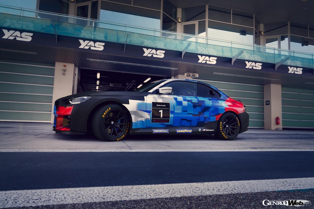 DTM開幕戦オッシャースレーベンで公開された「BMW M2 レーシング」。