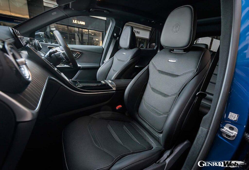 ナッパレザーを使用したAMGパフォーマンスステアリングやコクピット&メディアディスプレイのAMGメニューが気分を盛り上げる。シートの座り心地は秀逸だ。