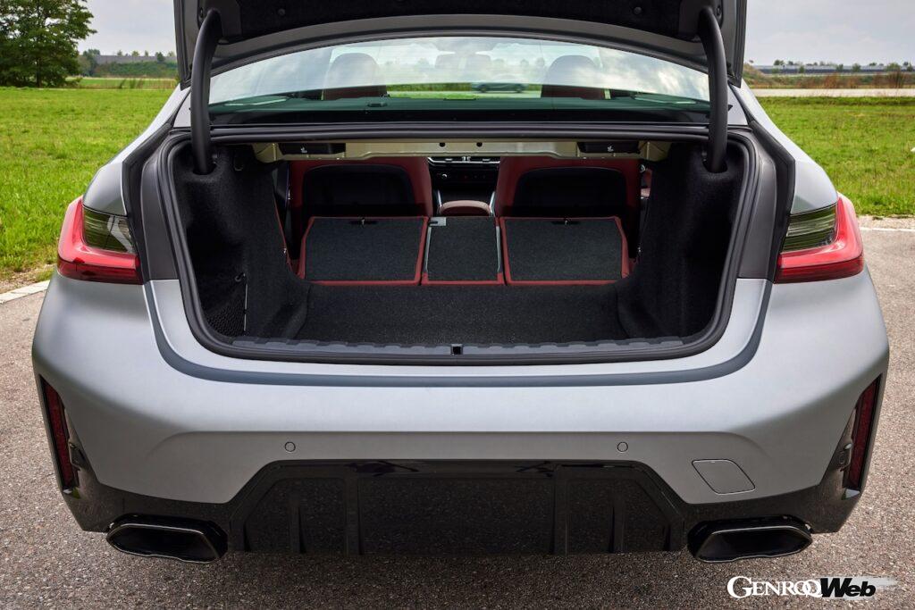 BMW 318i セダン M Sport