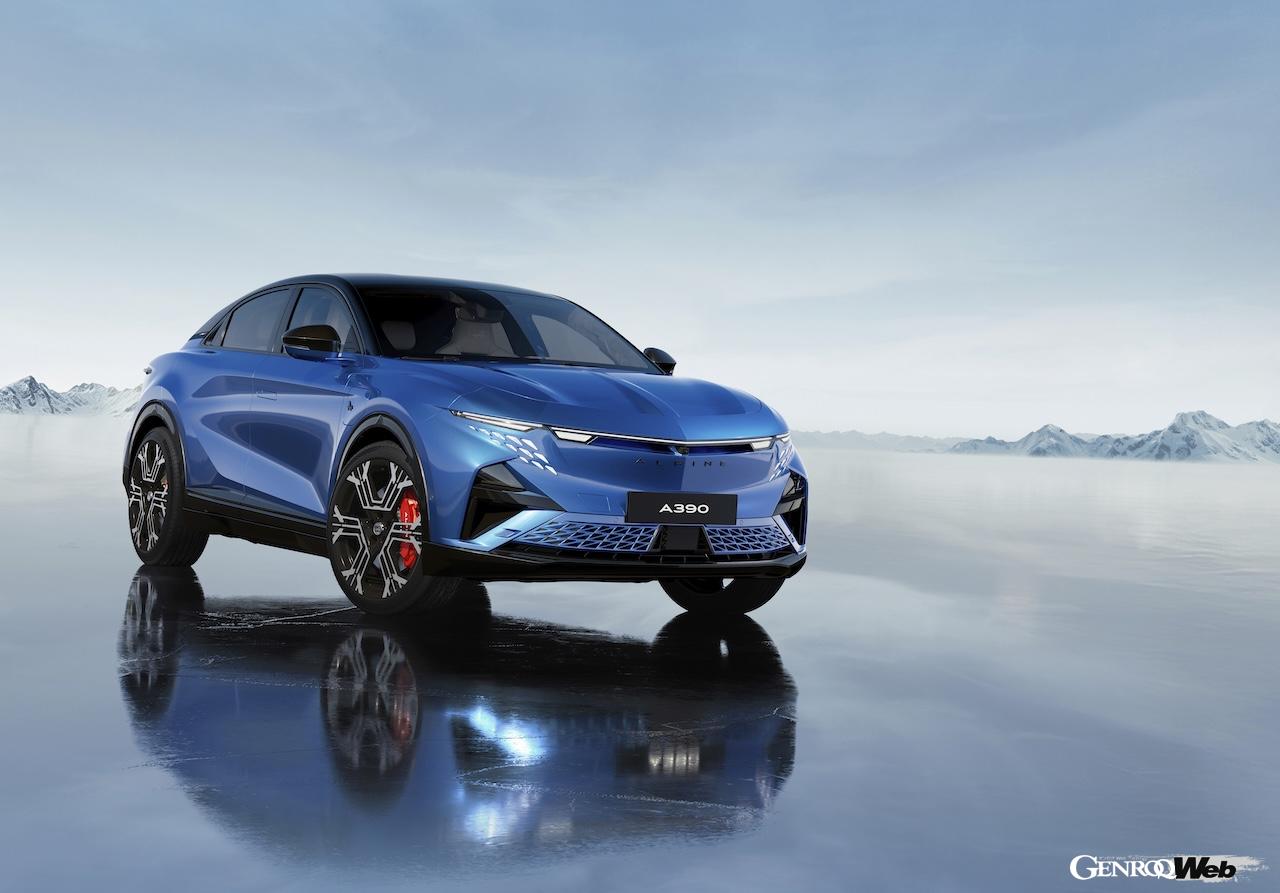 フル電動クロスオーバー「アルピーヌ A390」のエクステリア。