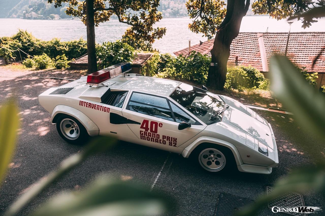 フオリコンコルソに登場した「カウンタックLP400 S ペースカー」。