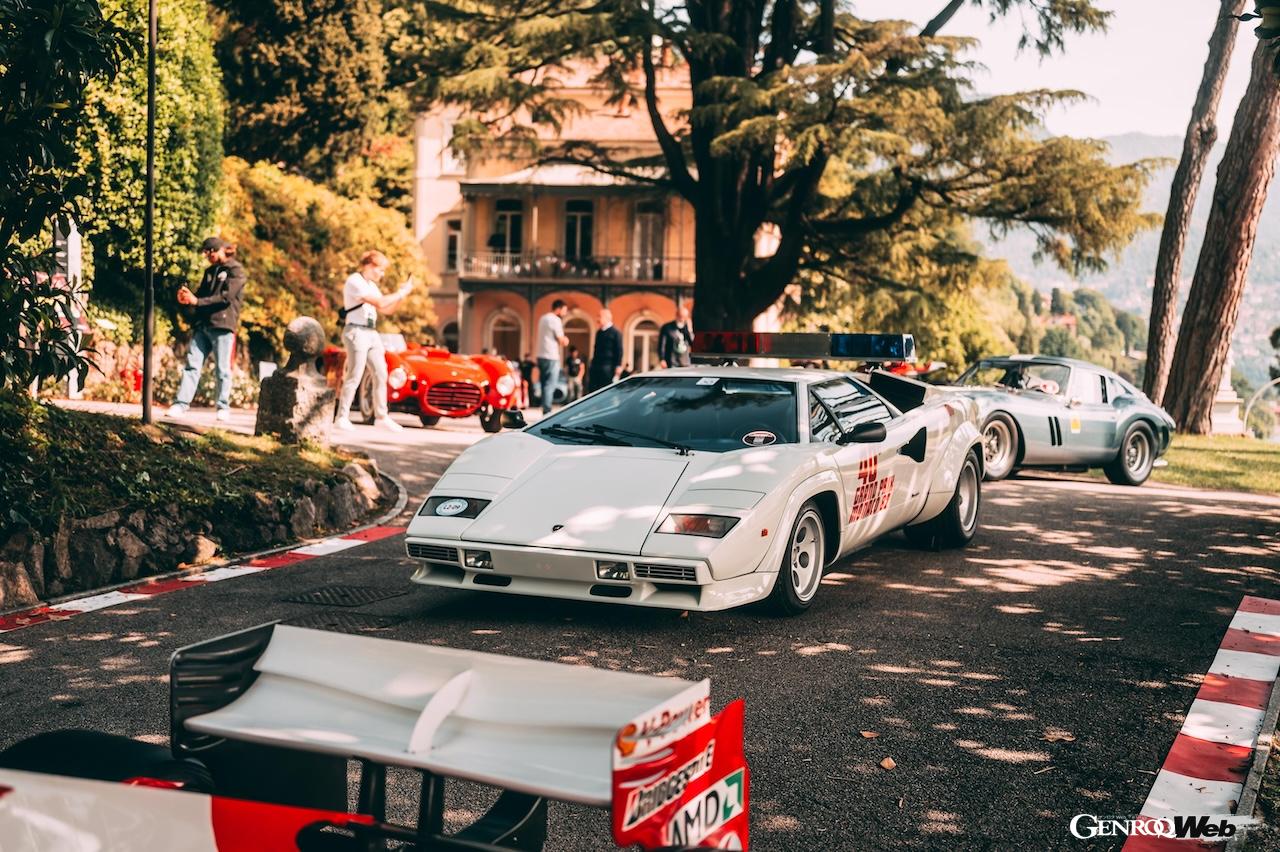 フオリコンコルソに登場した「カウンタックLP400 S ペースカー」。