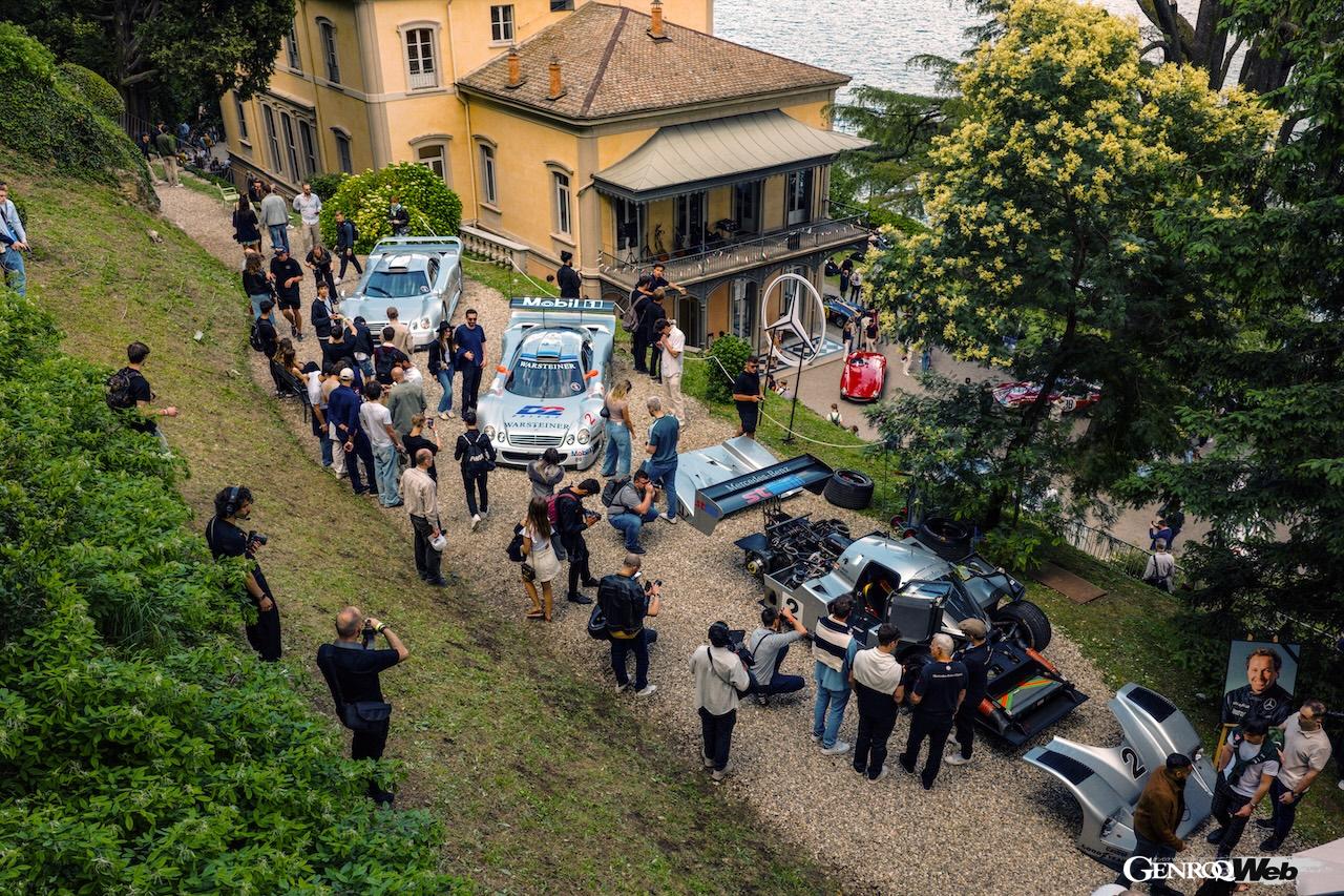 イタリア・コモ湖で開催されたコンコルソ・デレガンツァ・ヴィラ・デステとフオリコンコルソに、参加したグループCレーシングカー「C11」と、2台の「CLK GTR」。