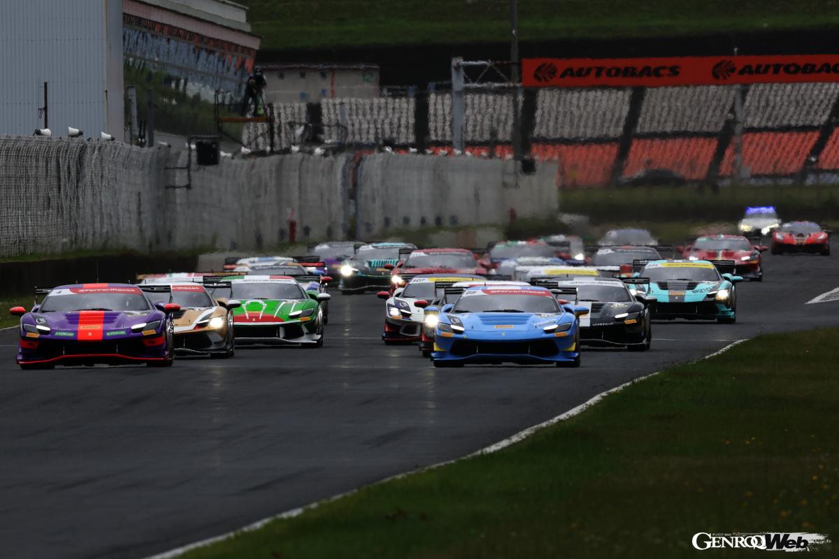 総勢20台が参加したフェラーリ・チャレンジ・ジャパン・ラウンド2。