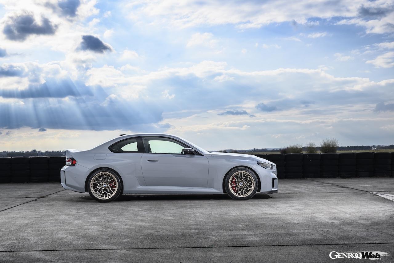 M2の最上級仕様「M2 CS」のエクステリア。