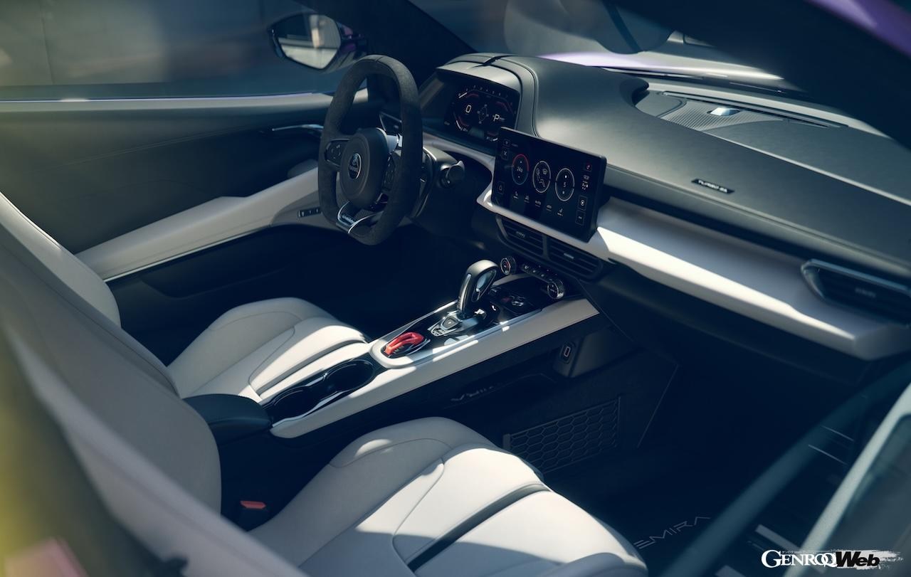 「ロータス エミーラ V6 SE」のコクピット。