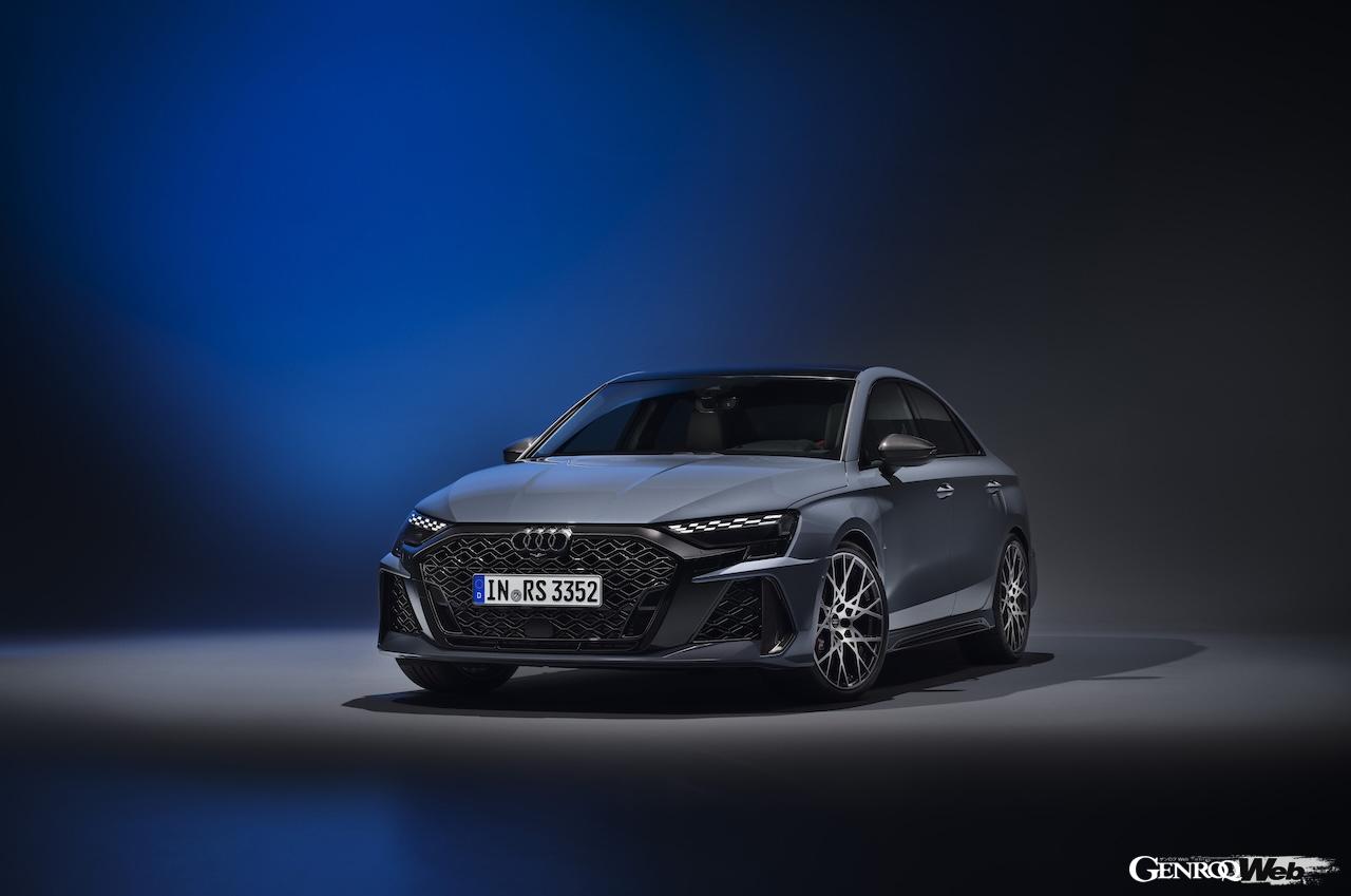 アウディ RS 3 セダン