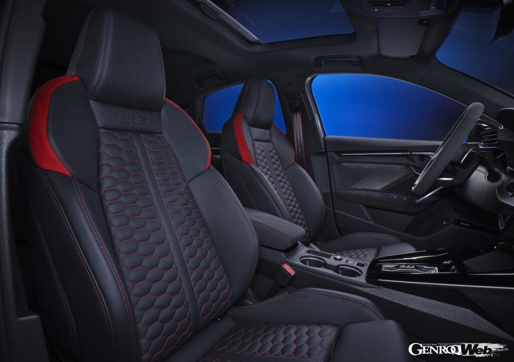 アウディ RS 3 セダン