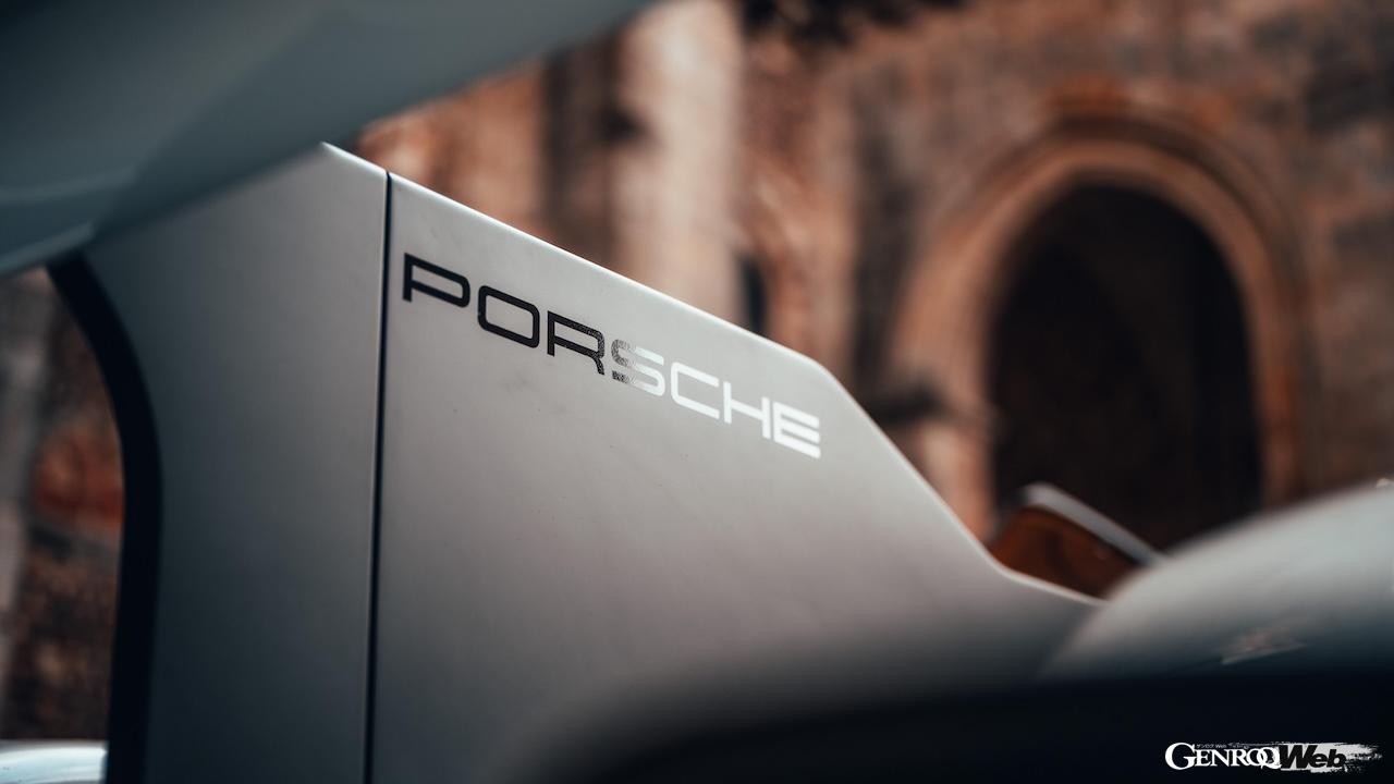 公道走行可能なル・マン・ハイパーカー「963 RSP」のエクステリア。