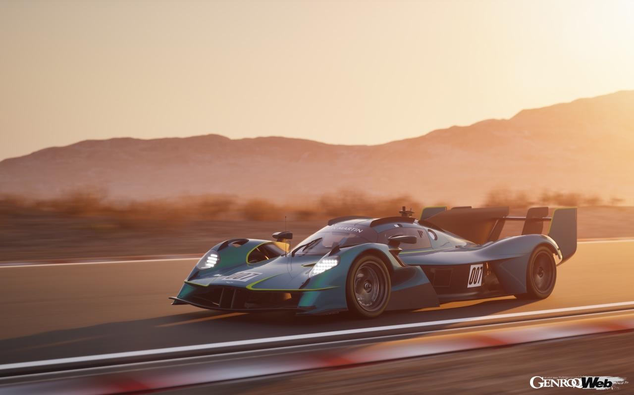 「アストンマーティン ヴァルキリー LM」の走行シーン。