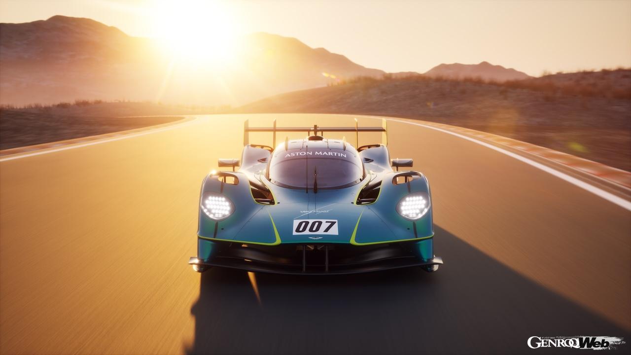 「アストンマーティン ヴァルキリー LM」の走行シーン。