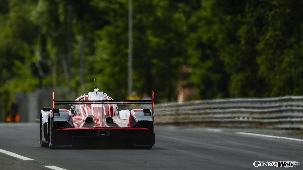 2025年シーズンのル・マン24時間レース、公式テストデイに参加した、ポルシェ 963。