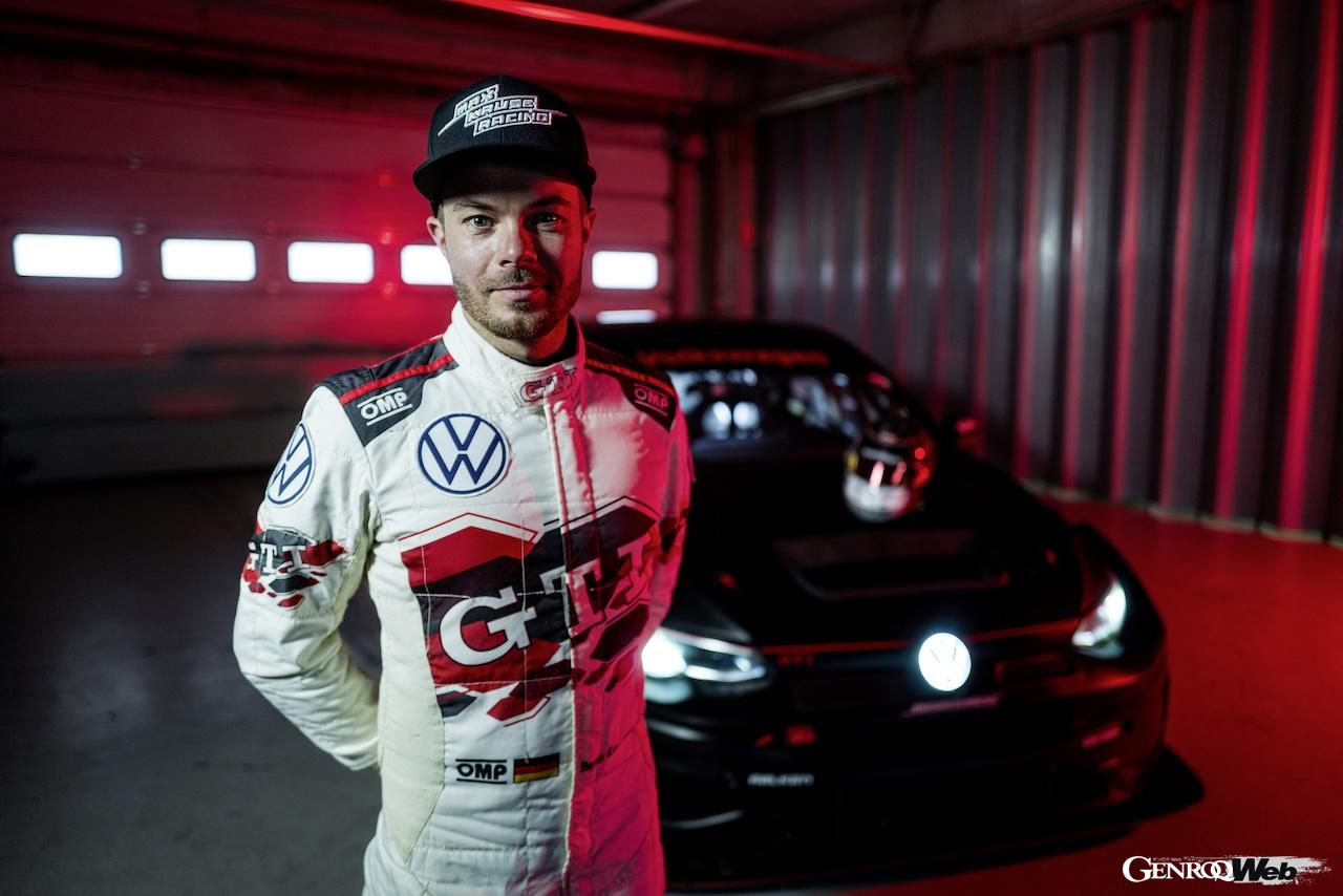 開発ドライバーを務め、今回19号車をドライブするベニー・ロイヒター。