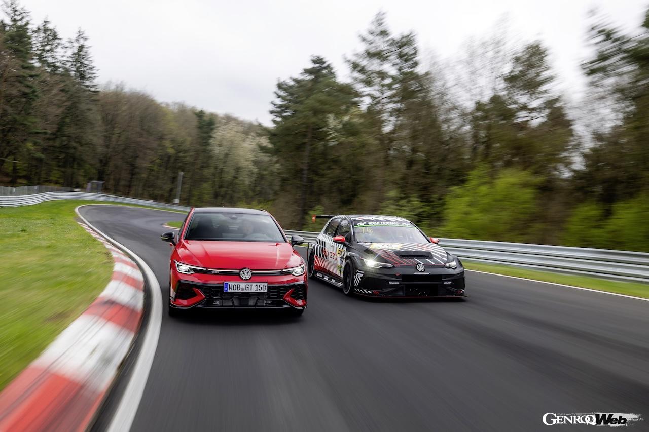 ニュルブルクリンク24時間レースに参戦した「ゴルフ GTI クラブスポーツ 24h」と、「フォルクスワーゲン ゴルフ GTI エディション 50」。