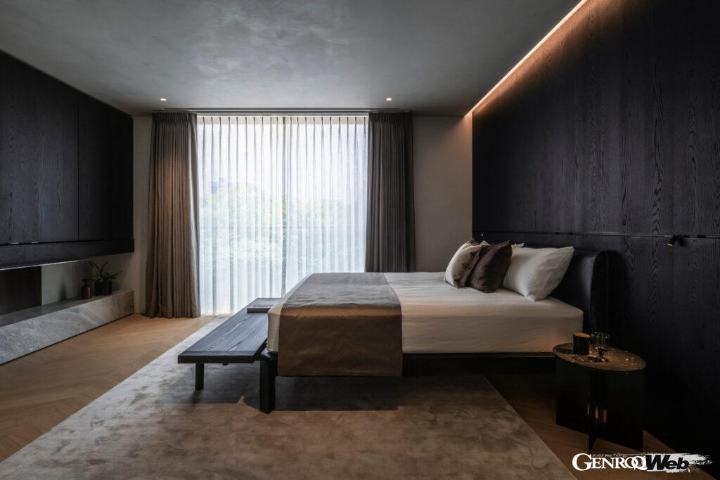 マスターベッドルーム。