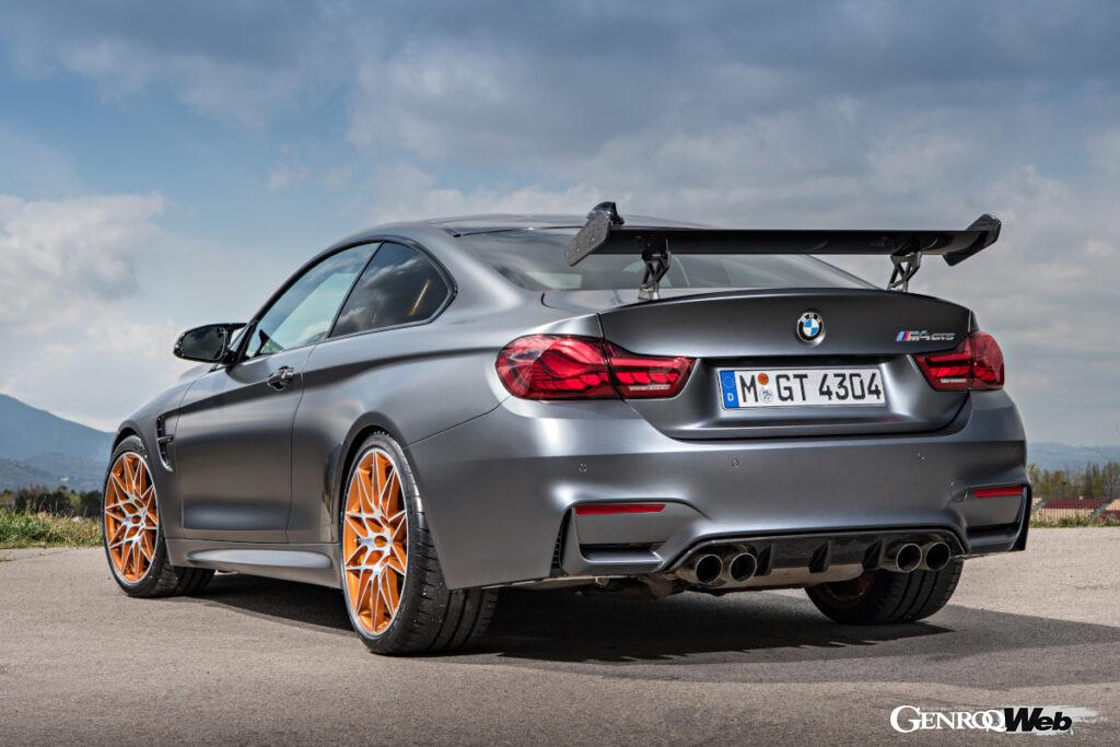 「M4 GTS」