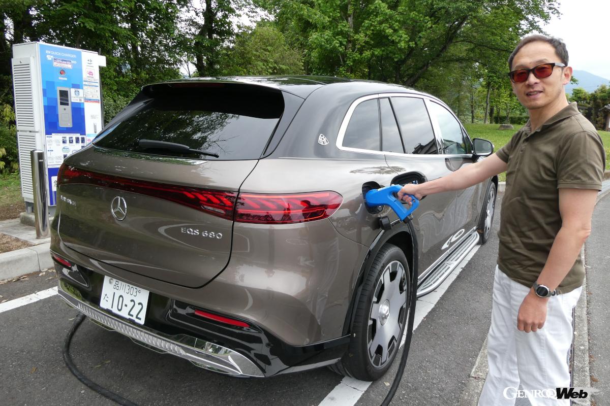 経由地の充電スペースは、BEVが優先されるべきだろう。