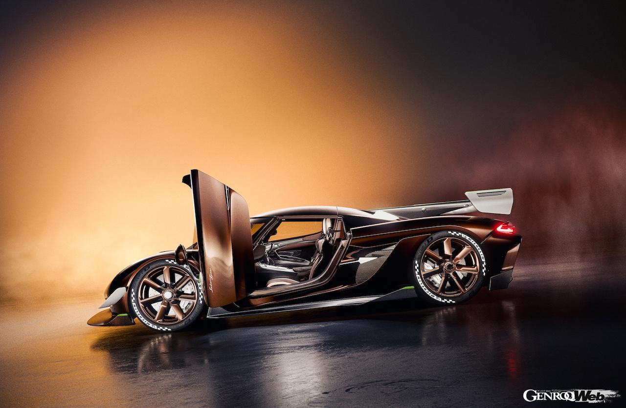 世界30台が限定販売される「ケーニグセグ サデアズ スピア」のエクステリア。