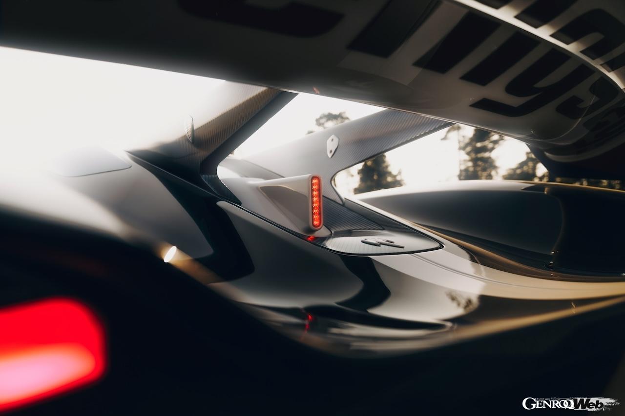 世界30台が限定販売される「ケーニグセグ サデアズ スピア」の空力デバイス。