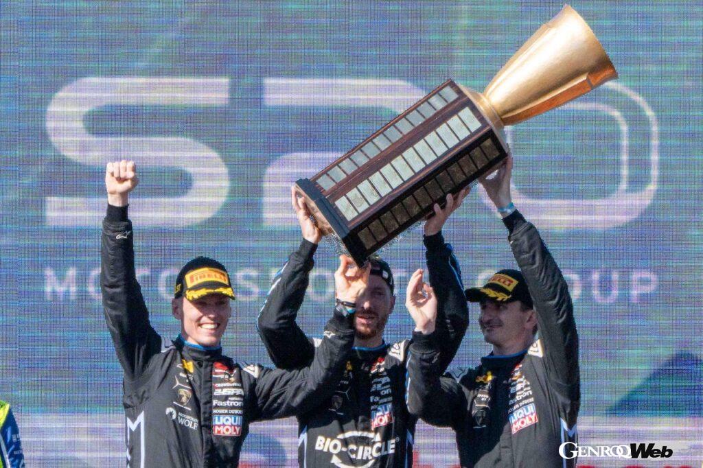 間もなく発表される新型レーシングカー「テメラリオ GT3」を前に、ウラカン GT3 エボ2が、101年の歴史を持つスパ24時間レースで総合優勝を飾った。