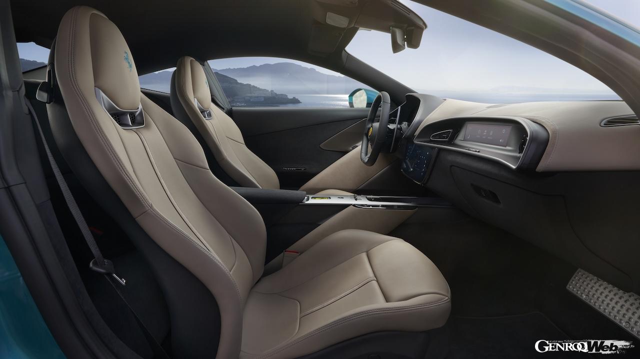 「フェラーリ アマルフィ」のインテリア。