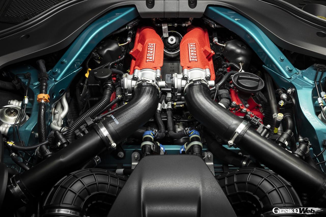 「フェラーリ アマルフィ」の3.9リッターV型8気筒ツインターボエンジン。