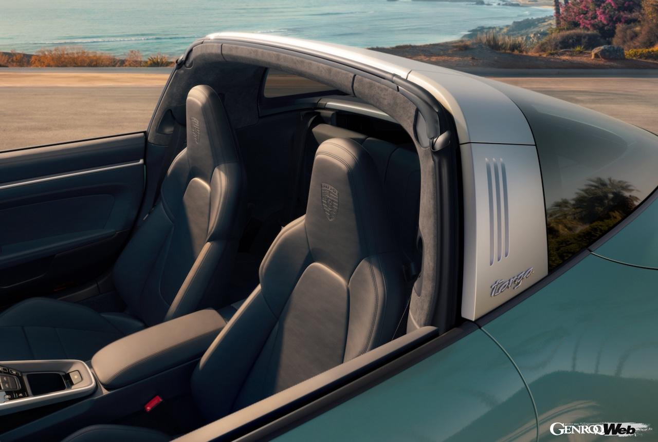 「ポルシェ 911 タルガ 4S」のインテリア。