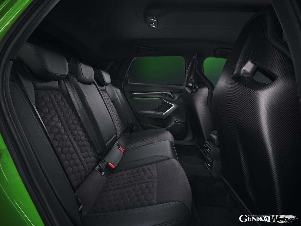 アウディ RS 3 スポーツバック