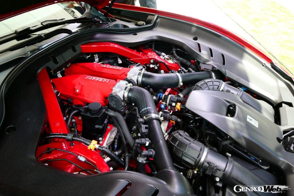 実績豊富なF154型エンジンの進化型となる3855ccV型8気筒ツインターボ。