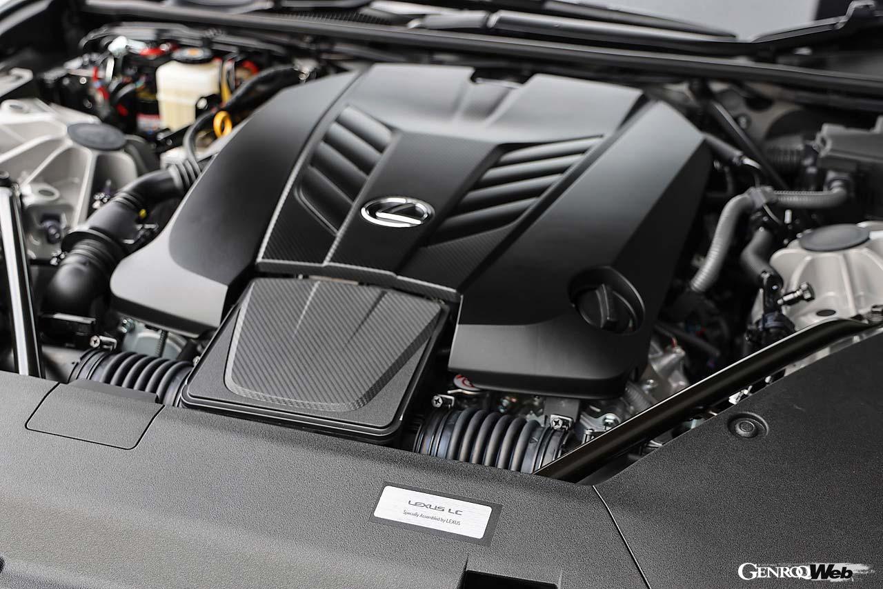 5.0リッターV8自然吸気の2UR-GSEエンジン。同型エンジンを搭載するRC Fは生産終了が発表されたが、LC500はどうなるのか……。